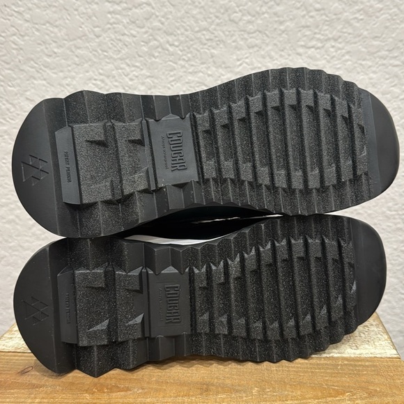 Cougar Steez Waterproof Cold Weather Zebra Boots Size 6 - Picture 9 of 9